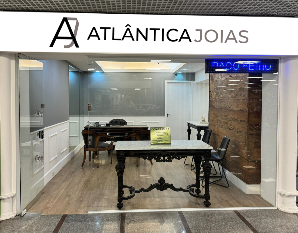 Atlântica Joias, localizada no Shopping Cassino Atlântico, oferece avaliação e compra de joias, relógios de luxo e diamantes lapidados, além de barras e moedas de ouro. Com segurança, ambiente climatizado e sala privativa, garantimos um atendimento discreto e personalizado. Especialistas em marcas renomadas como Rolex, Cartier, Omega e mais. Pagamento imediato via PIX, transferência, dinheiro. Escolha um parceiro de confiança para negociar peças preciosas com transparência e valor justo.